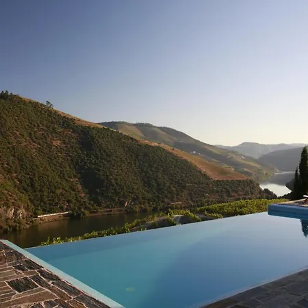 לינה וארוחת בוקר Casa Da Piscina, Quinta Do Espinho, Douro Valley 4*
